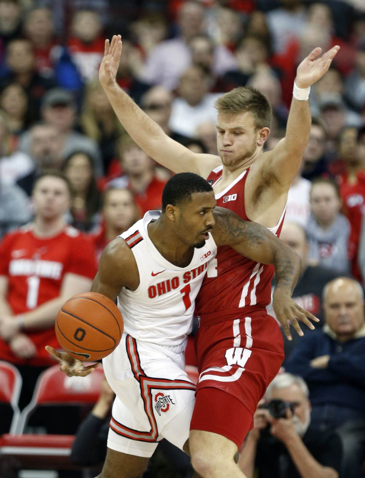 Badgers 61, Buckeyes 57